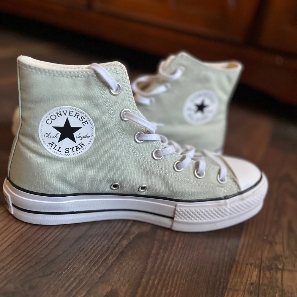 Green Platform Converse - Picture 2 of 7
